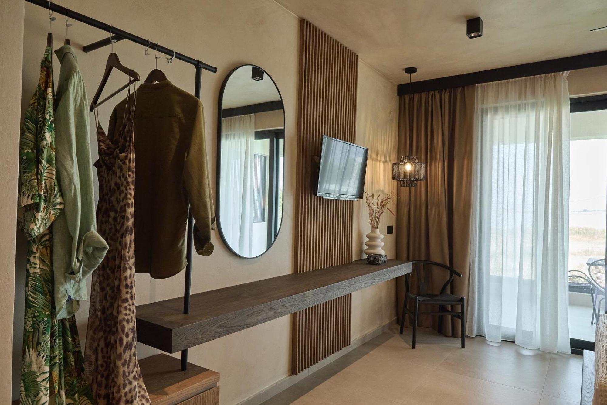 Casa Tsouka Aparthotel Фанарион Экстерьер фото